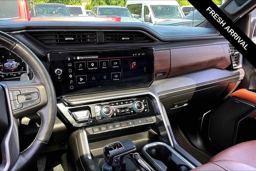 Used 2025 GMC Sierra 1500 Denali Ultimate AWD/4WD image 9