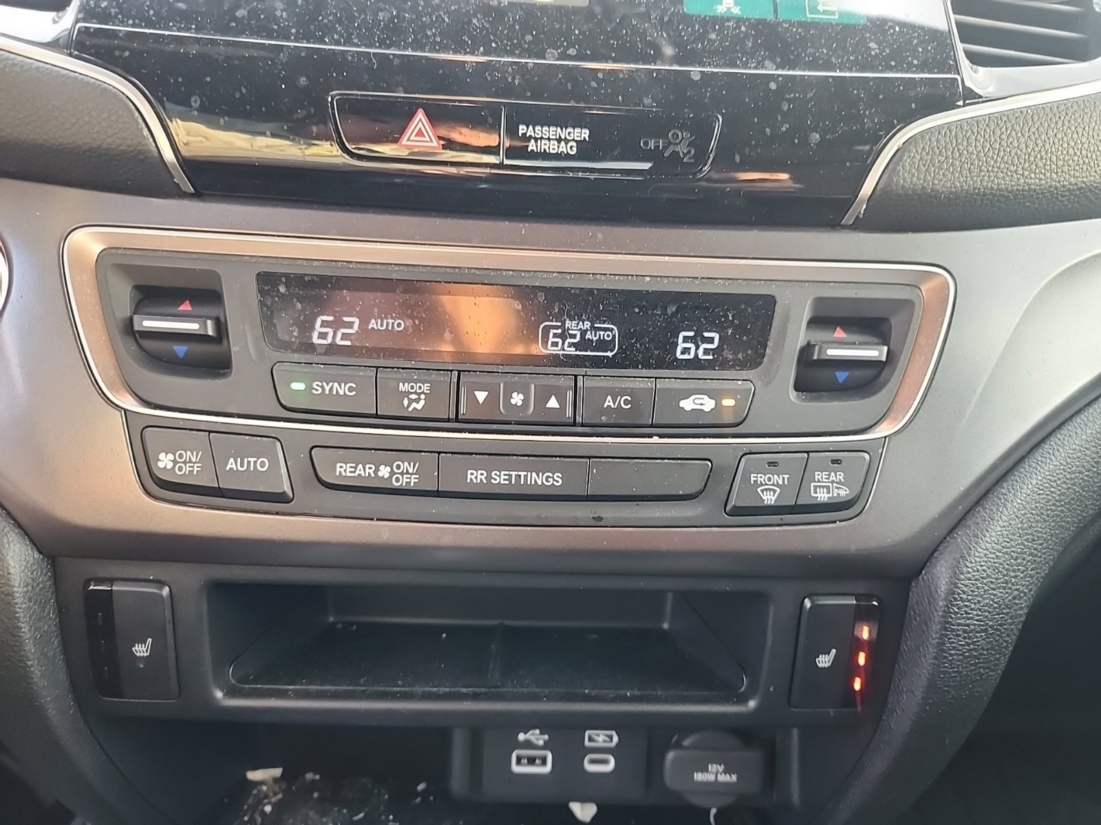 Used 2025 Honda Passport EX-L image 12