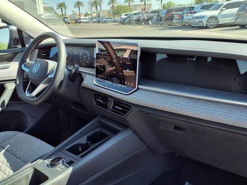 New 2025 Volkswagen Tiguan S image 9