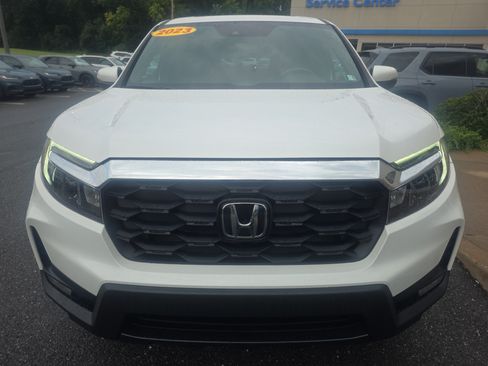 Used 2023 Honda Passport EX-L image 2