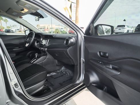 Used 2021 Nissan Kicks S image 10