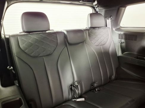 Certified 2022 Hyundai Palisade Calligraphy w/ Cargo Package FWD image 13