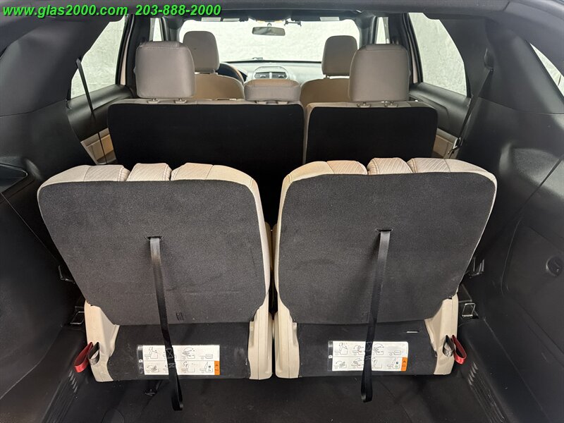 Used 2018 Ford Explorer 4WD w/ Class II Trailer Tow Package image 15