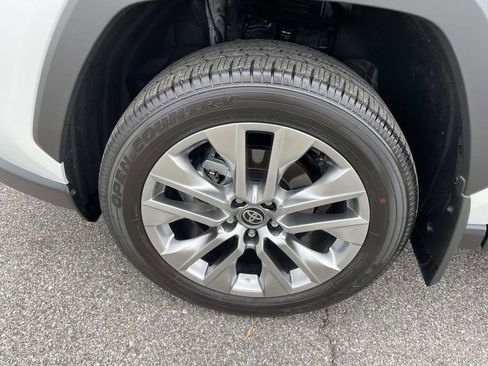 Used 2025 Toyota RAV4 Limited image 9