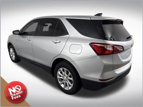 Used 2019 Chevrolet Equinox LS image 6