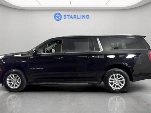 Used 2025 Chevrolet Suburban LS image 4