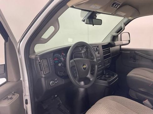 Used 2024 Chevrolet Express 3500 LT w/ LT Preferred Equipment Group RWD image 19