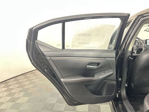 New 2025 Nissan Sentra SR w/ SR Premium Package FWD image 35
