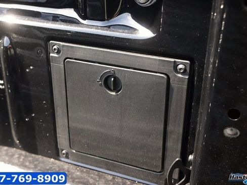 New 2025 Ford F150 Platinum w/ FX4 Off-Road Package image 10