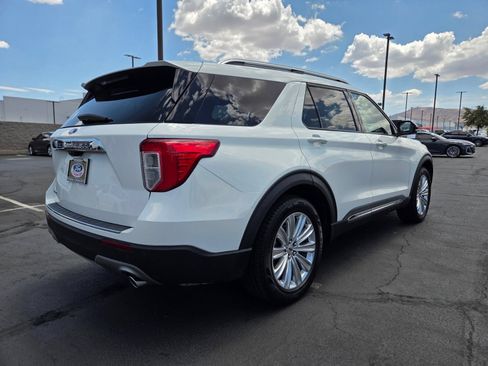 Certified 2023 Ford Explorer Limited w/ Limited Technology Package RWD image 6