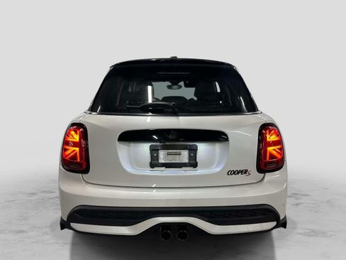Used 2024 MINI Cooper S w/ Signature Upholstery Package FWD image 4