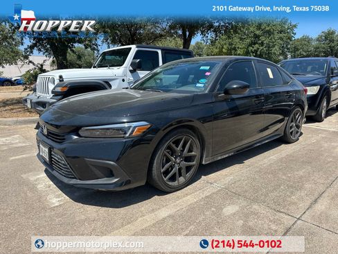 Used 2024 Honda Civic Sport image 1