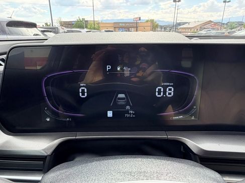 Used 2024 Kia Telluride S AWD/4WD image 27