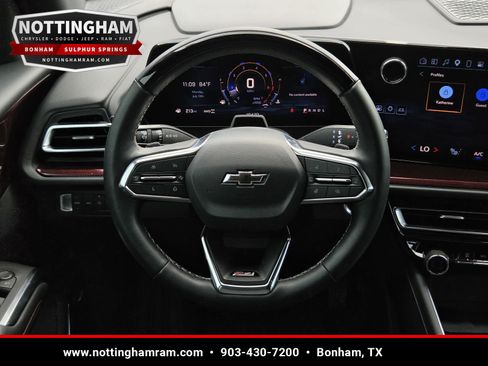 Used 2024 Chevrolet Traverse Z71 w/ Enhanced Driving Package AWD/4WD image 20
