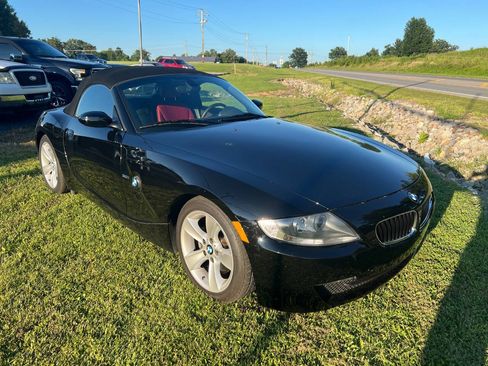 Used 2007 BMW Z4 3.0i RWD image 10