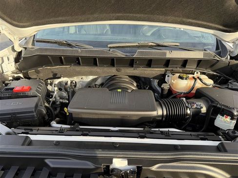 Used 2023 Chevrolet Silverado 1500 RST w/ Redline Edition image 15