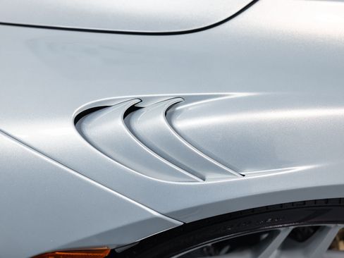 Used 2024 McLaren 750S image 13