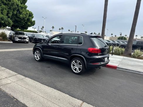 Used 2016 Volkswagen Tiguan SE FWD image 19