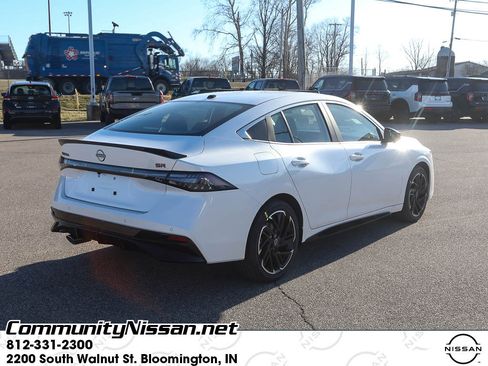 New 2026 Nissan Sentra SR w/ SR Premium Package FWD image 7
