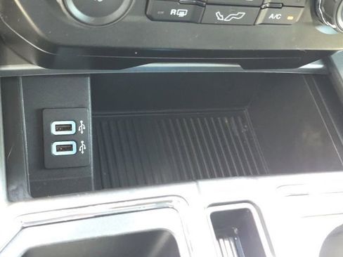 Used 2018 Ford F150 XLT w/ Equipment Group 302A Luxury AWD/4WD image 18