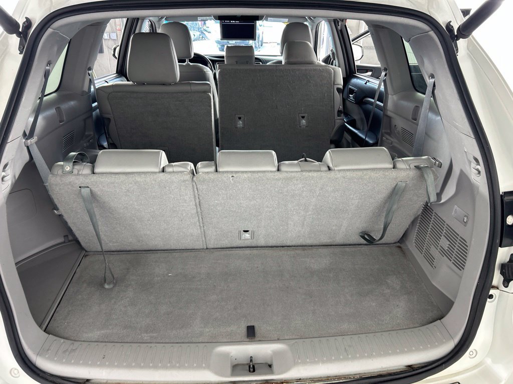 Used 2019 Toyota Highlander Limited AWD/4WD image 30
