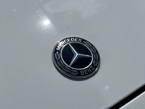 Used 2018 Mercedes-Benz C 300 4MATIC Sedan image 11