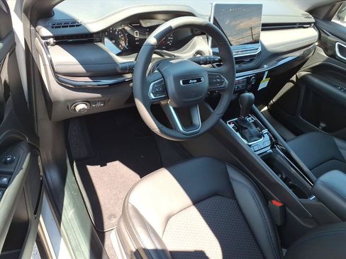 New 2026 Jeep Compass Latitude AWD/4WD image 19