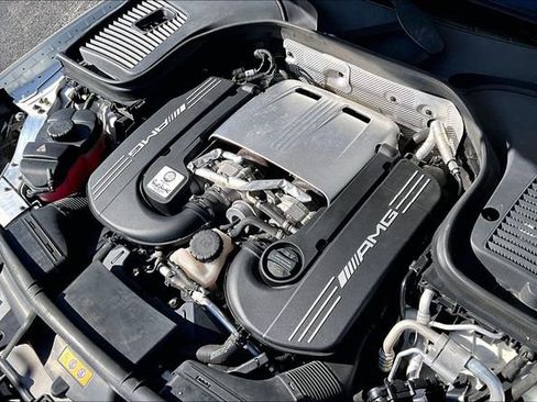 Used 2018 Mercedes-Benz GLC 63 AMG 4MATIC image 31