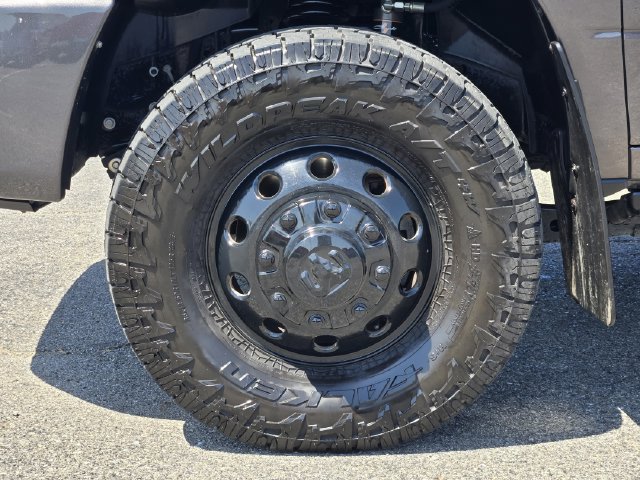 Used 2026 RAM 3500 Laramie AWD/4WD image 10