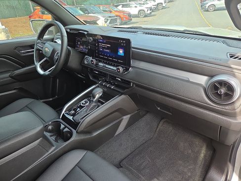 Used 2026 Chevrolet Colorado LT w/ LT Convenience Package AWD/4WD image 18