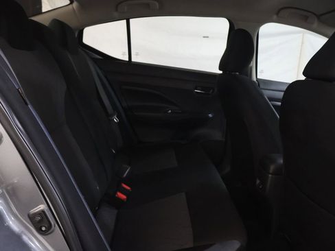 Used 2023 Nissan Versa SV image 12