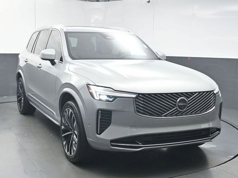 Used 2026 Volvo XC90 B6 Plus w/ Protection Package Premier image 2