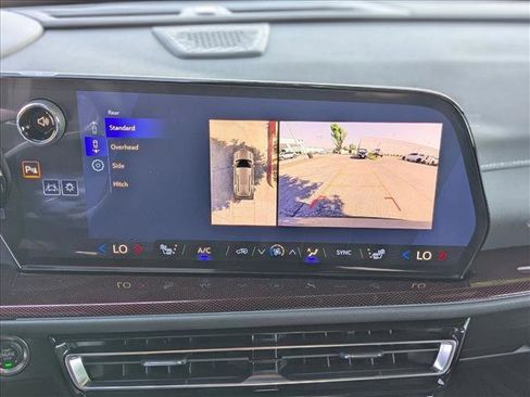 New 2026 Chevrolet Traverse Z71 w/ Enhanced Driving Package image 13