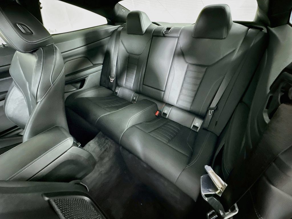 Used 2022 BMW 430i Coupe w/ M Sport Package RWD image 25