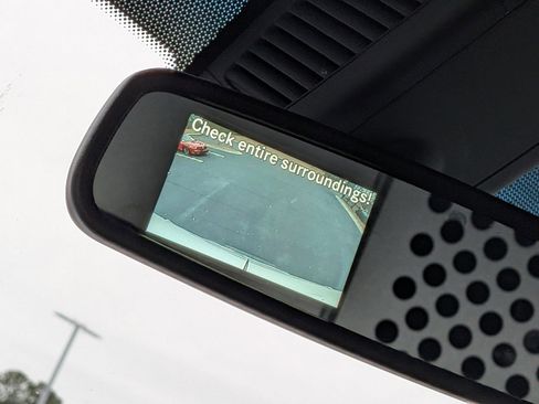 Used 2021 Mercedes-Benz Sprinter 1500 image 18