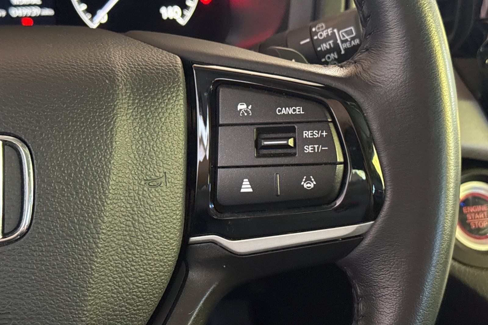 Used 2025 Honda Odyssey EX-L image 33