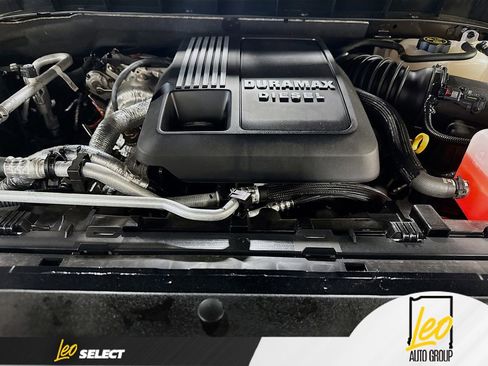 Used 2024 Chevrolet Silverado 1500 High Country w/ High Country Premium Package AWD/4WD image 32