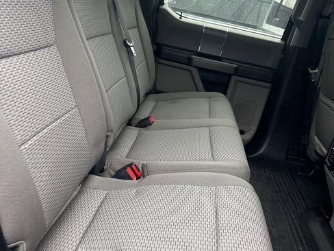 Used 2022 Ford F250 XLT w/ Black Appearance Package image 9