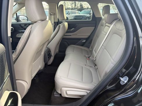 Certified 2022 Lincoln Corsair AWD w/ Equipment Group 101A image 13