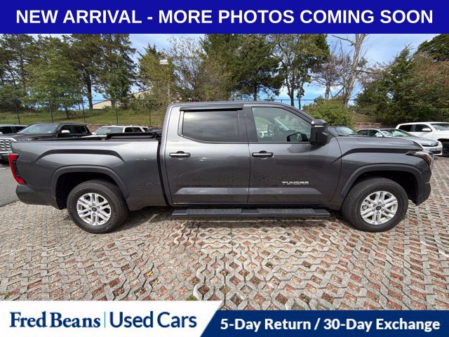 Used 2023 Toyota Tundra SR5 w/ SR5 Premium Package AWD/4WD image 9