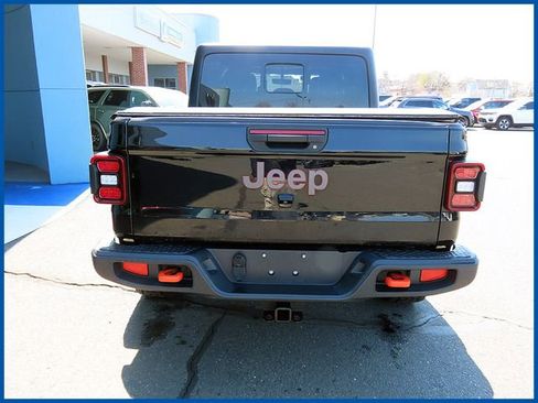 Certified 2022 Jeep Gladiator Mojave w/ LED Lighting Group image 6