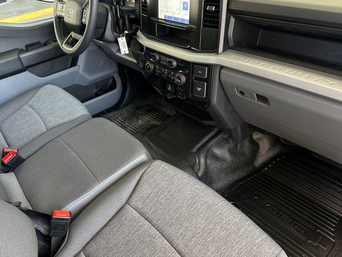 New 2025 Ford F550 4x4 Crew Cab Super Duty image 12