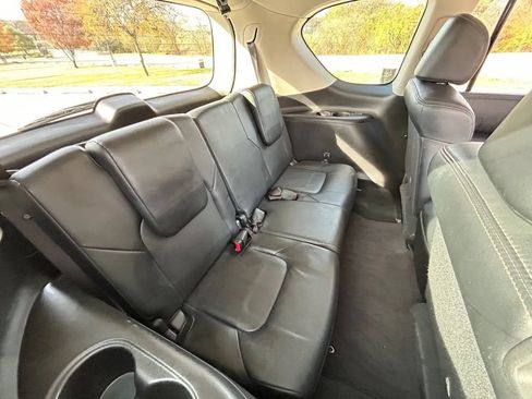 Used 2017 Nissan Armada Platinum w/ Captain Seat Package RWD image 16