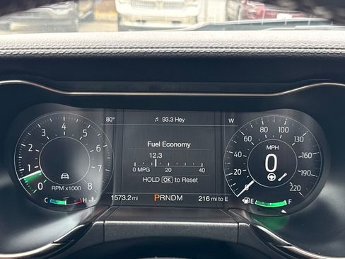 Used 2022 Ford Mustang Shelby GT500 w/ Carbon Fiber Track Pack image 17