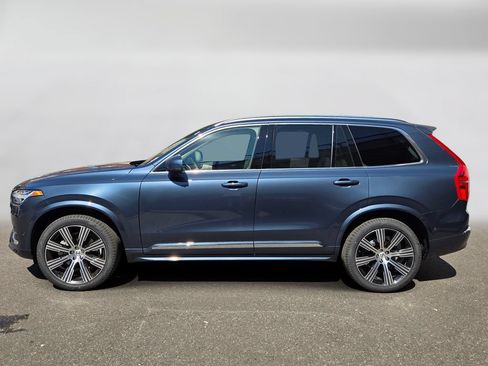 Certified 2023 Volvo XC90 B6 Ultimate w/ Protection Package Premier AWD/4WD image 2