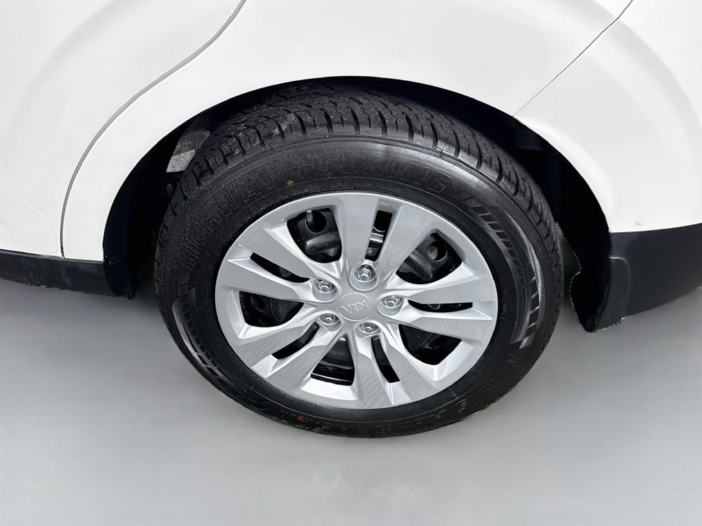 Used 2021 Kia Soul LX FWD image 31