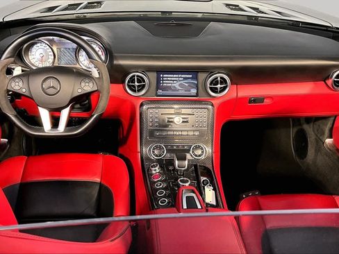 Used 2012 Mercedes-Benz SLS AMG Roadster image 15
