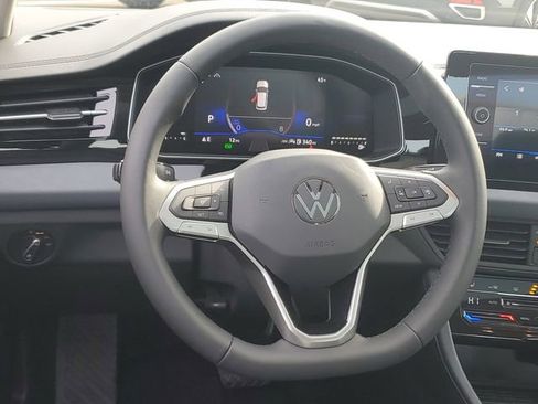 New 2026 Volkswagen Jetta SE image 11