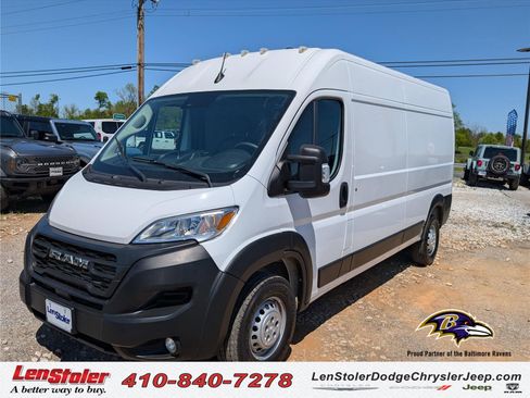 Used 2024 RAM ProMaster 2500 w/ Convenience Group image 1