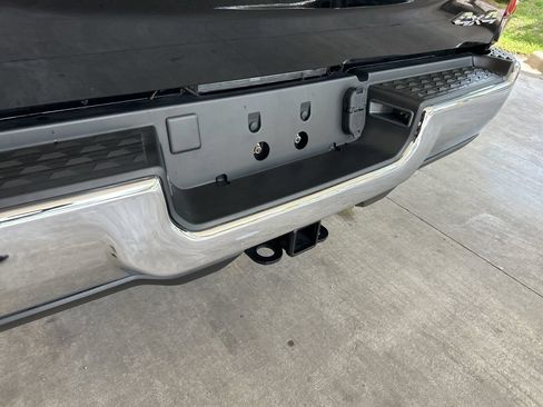 Used 2024 RAM 3500 Tradesman w/ Chrome Appearance Group AWD/4WD image 19